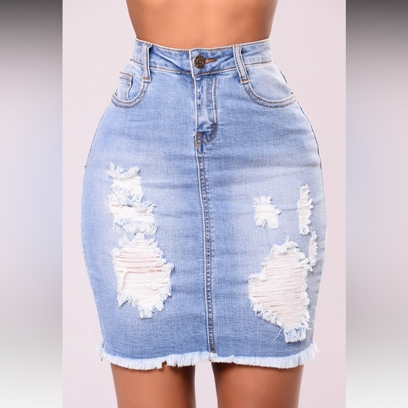 NEW Fashion Nova denim skirt size M - Picture 1 of 5
